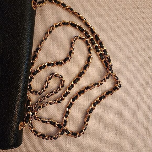Authentic TIMELESS Chanel Black Wallet On Chain Crossbody Purse/Bag WOC - Picture 8 of 9
